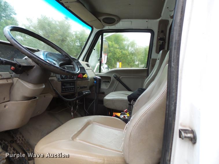 image for item FT9913 2002 Sterling L-Line dump truck