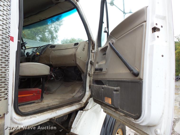 image for item FT9913 2002 Sterling L-Line dump truck