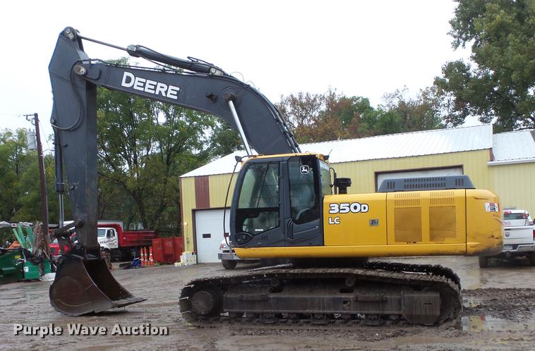 image for item FT9914 2007 John Deere 350D LC excavator