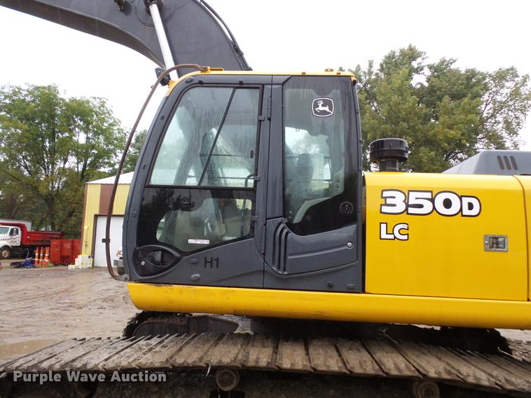 image for item FT9914 2007 John Deere 350D LC excavator