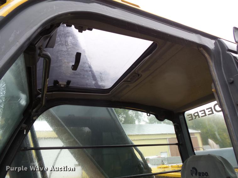 image for item FT9914 2007 John Deere 350D LC excavator