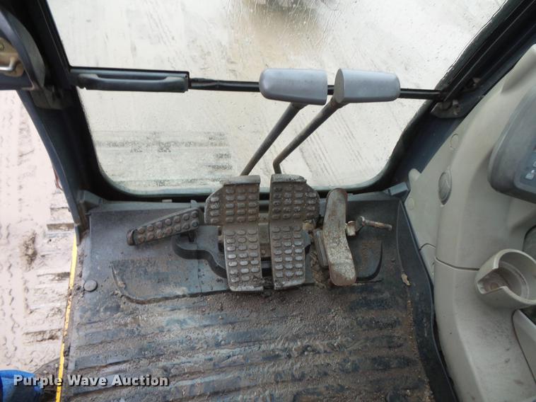 image for item FT9914 2007 John Deere 350D LC excavator