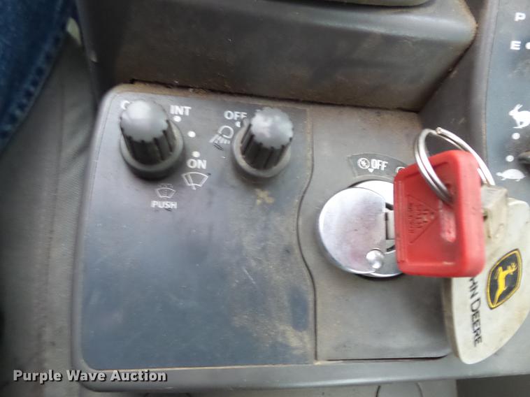 image for item FT9914 2007 John Deere 350D LC excavator