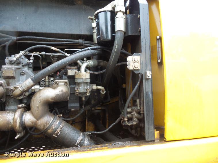 image for item FT9914 2007 John Deere 350D LC excavator