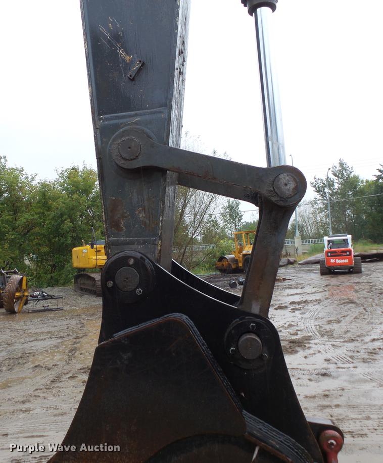 image for item FT9914 2007 John Deere 350D LC excavator