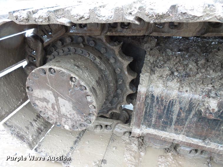 image for item FT9914 2007 John Deere 350D LC excavator