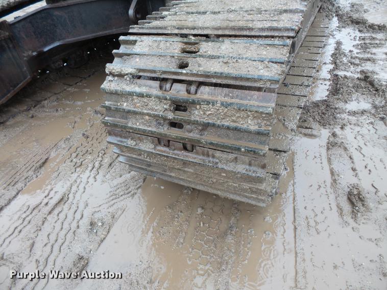 image for item FT9914 2007 John Deere 350D LC excavator