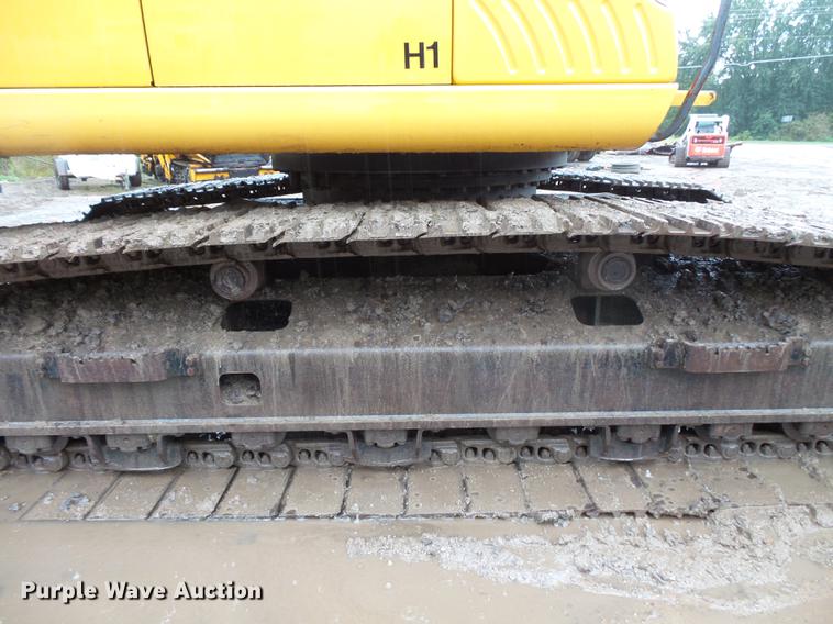 image for item FT9914 2007 John Deere 350D LC excavator