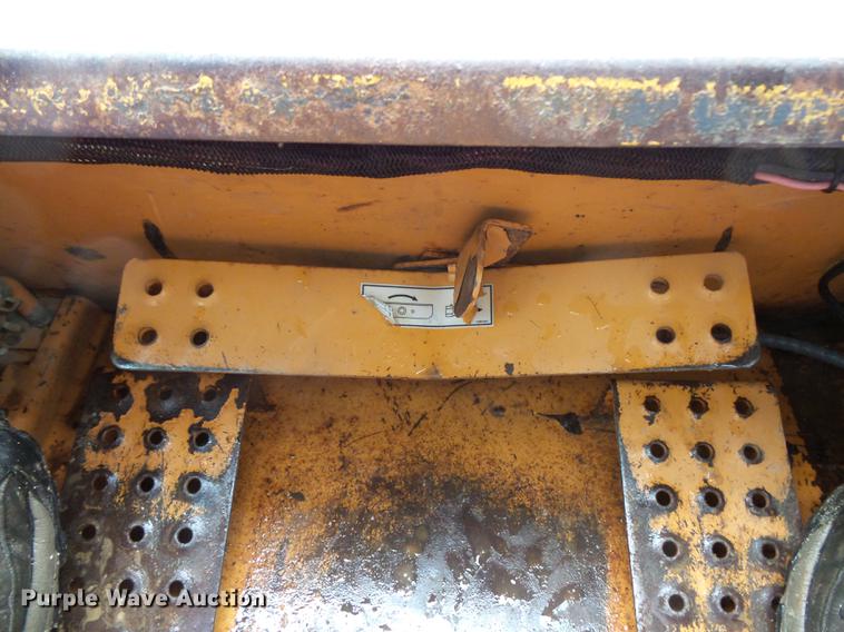 image for item FT9917 2003 Case 90XT skid steer