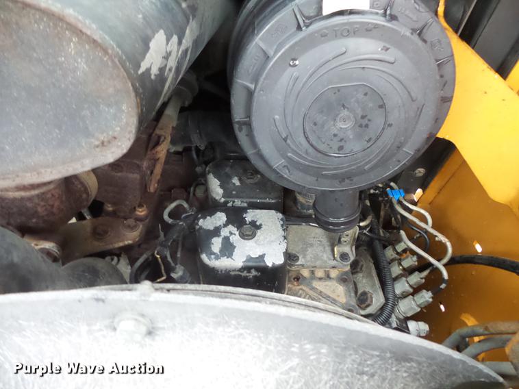 image for item FT9917 2003 Case 90XT skid steer