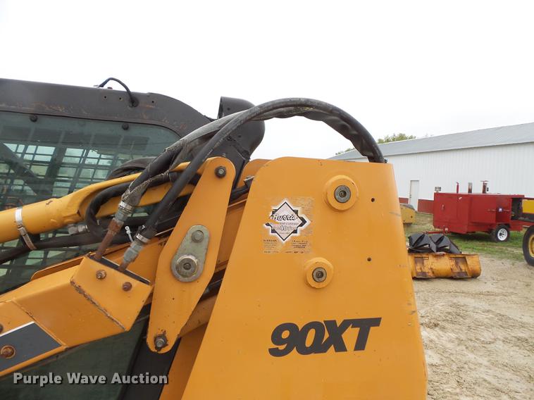 image for item FT9917 2003 Case 90XT skid steer