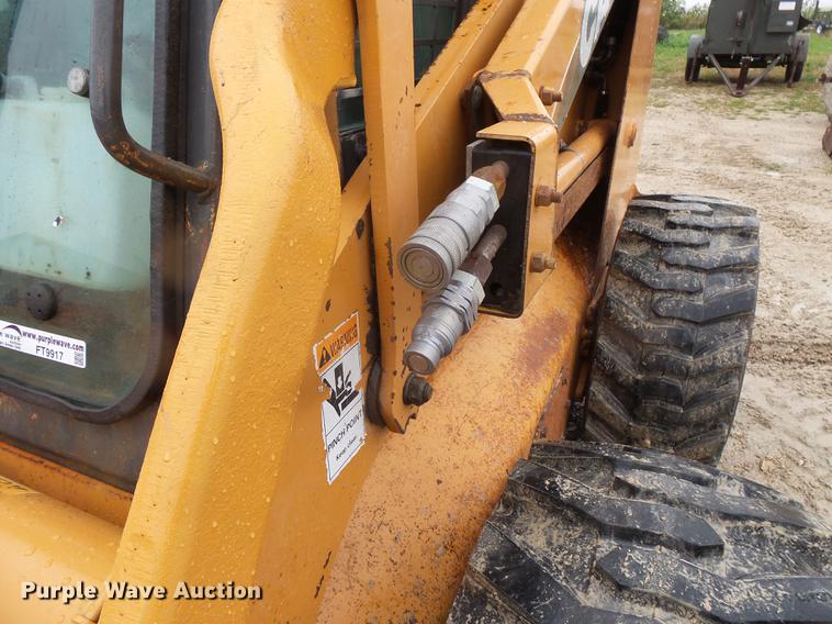 image for item FT9917 2003 Case 90XT skid steer