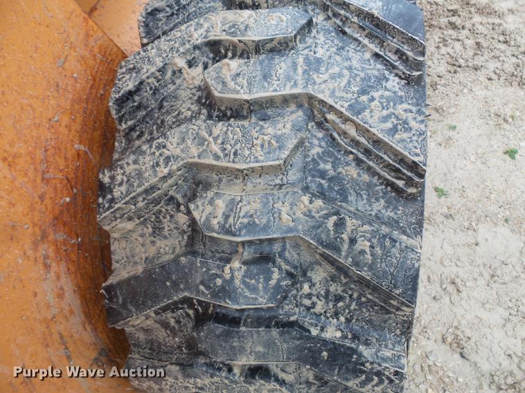 image for item FT9917 2003 Case 90XT skid steer