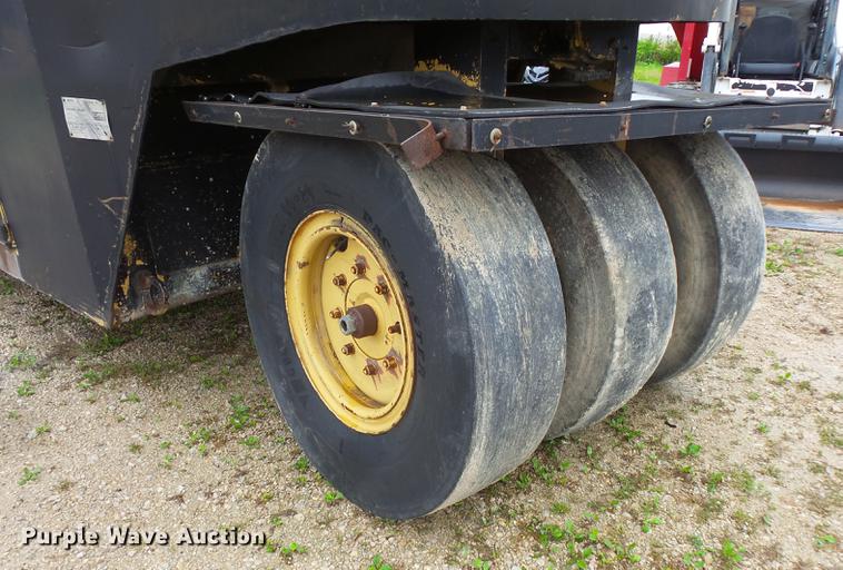 image for item FT9926 Clark RW-140 pneumatic roller