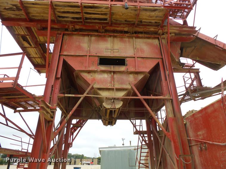 image for item FT9928 1998 Svedala Ripl-Flo vibratory screen