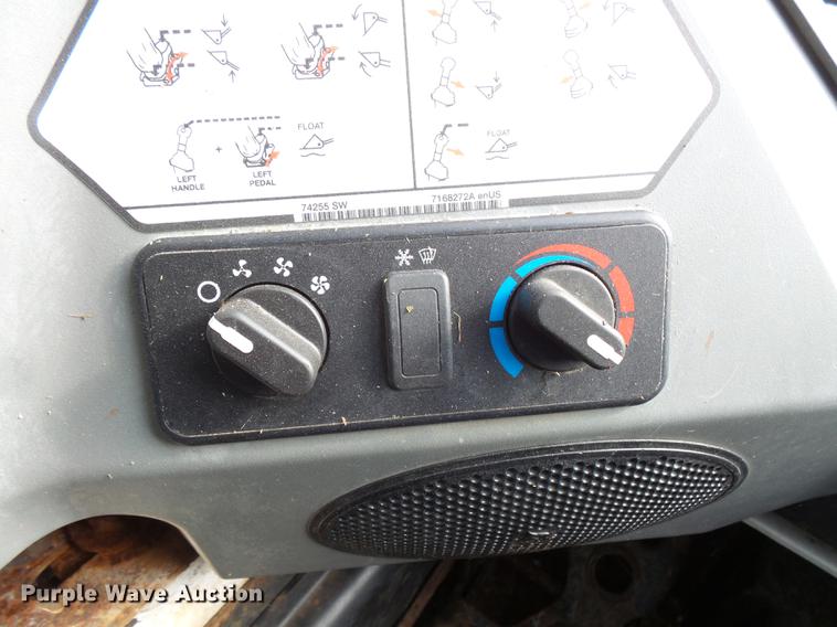 image for item FT9955 Bobcat S590 skid steer