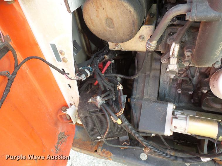 image for item FT9955 Bobcat S590 skid steer