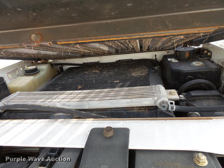 image for item FT9955 Bobcat S590 skid steer