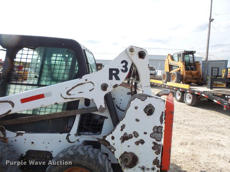 image for item FT9955 Bobcat S590 skid steer