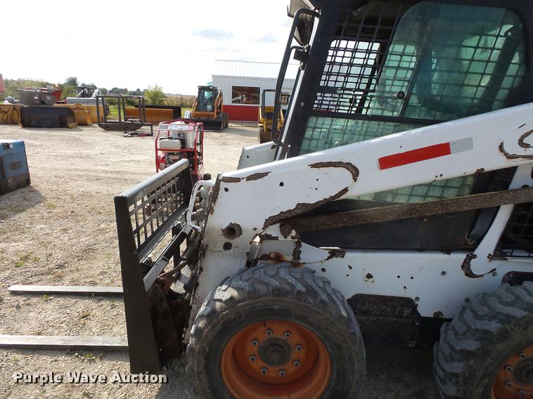 image for item FT9955 Bobcat S590 skid steer