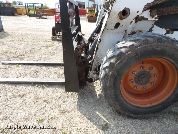 image for item FT9955 Bobcat S590 skid steer