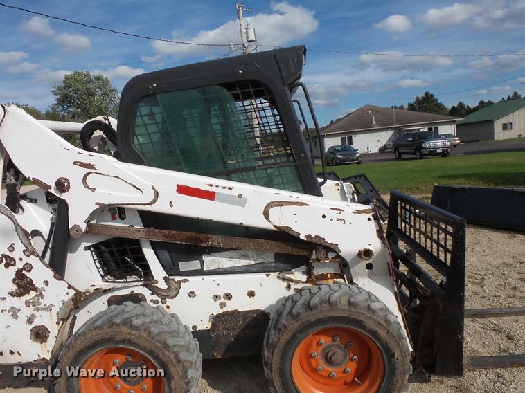 image for item FT9955 Bobcat S590 skid steer
