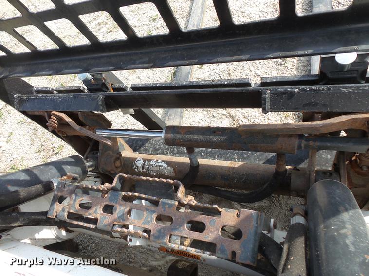image for item FT9955 Bobcat S590 skid steer