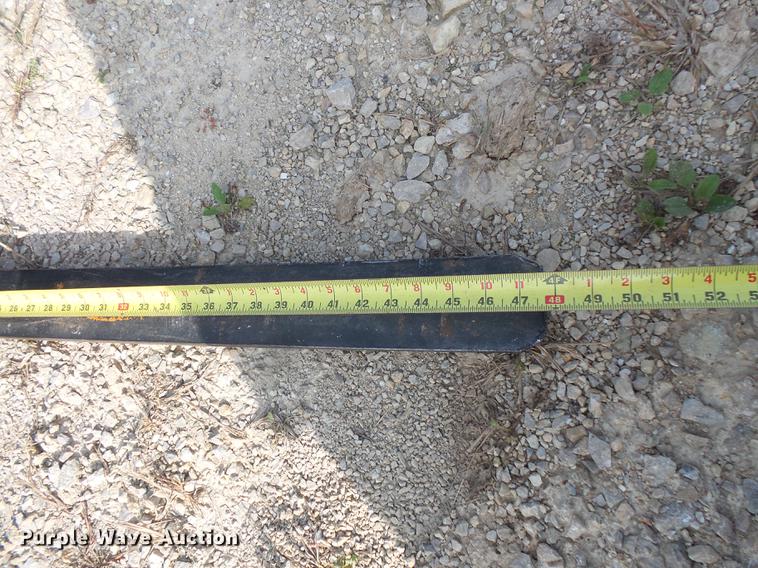 image for item FT9955 Bobcat S590 skid steer