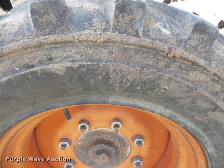 image for item FT9955 Bobcat S590 skid steer