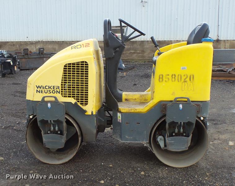 image for item DX9503 Wacker Neuson RD12A double drum vibratory roller