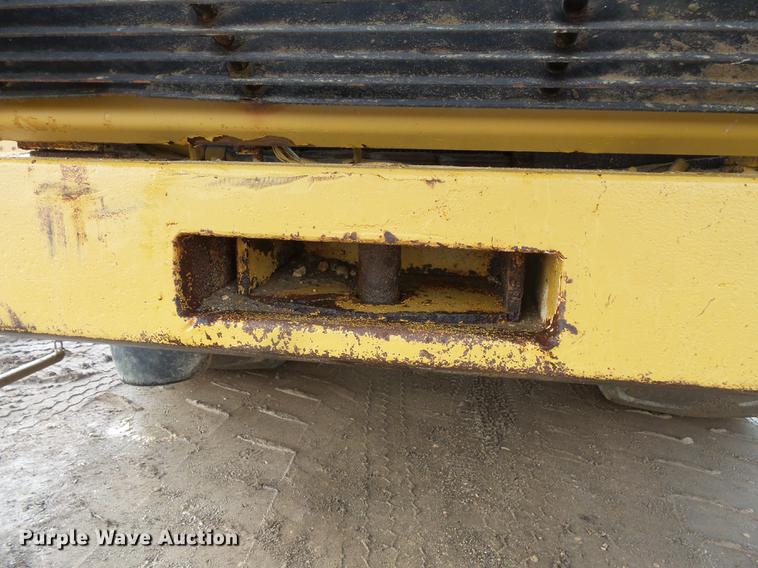 image for item DX9504 2004 Caterpillar 980G wheel loader