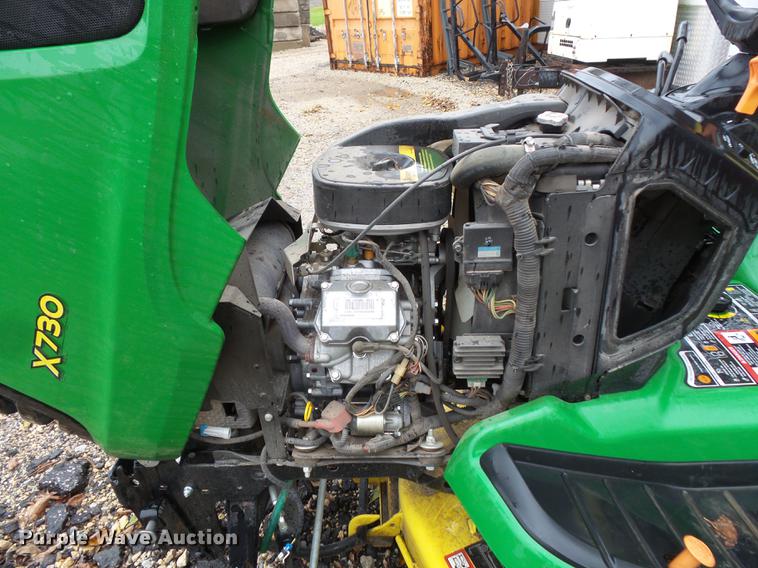 image for item DX9507 John Deere X730 riding lawn mower