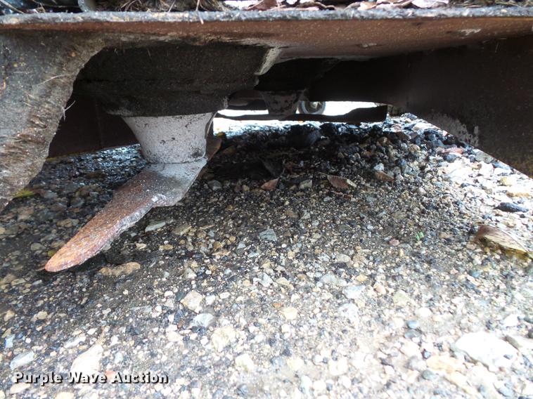 image for item DX9507 John Deere X730 riding lawn mower