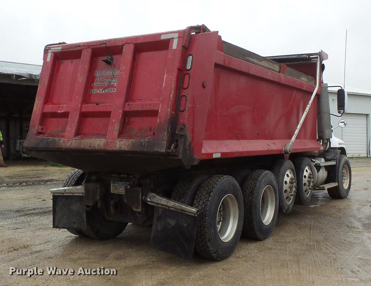 image for item DX9508 2001 Mack CX613 dump truck
