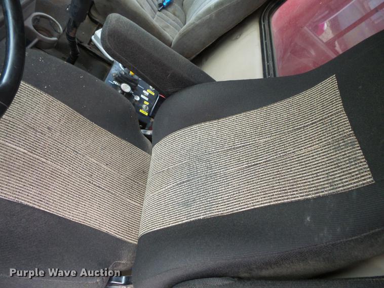 image for item DX9508 2001 Mack CX613 dump truck