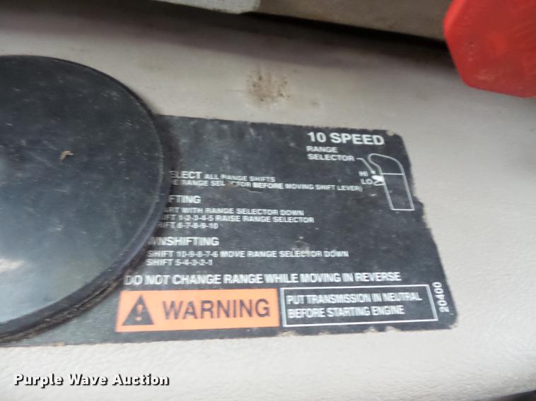 image for item DX9508 2001 Mack CX613 dump truck