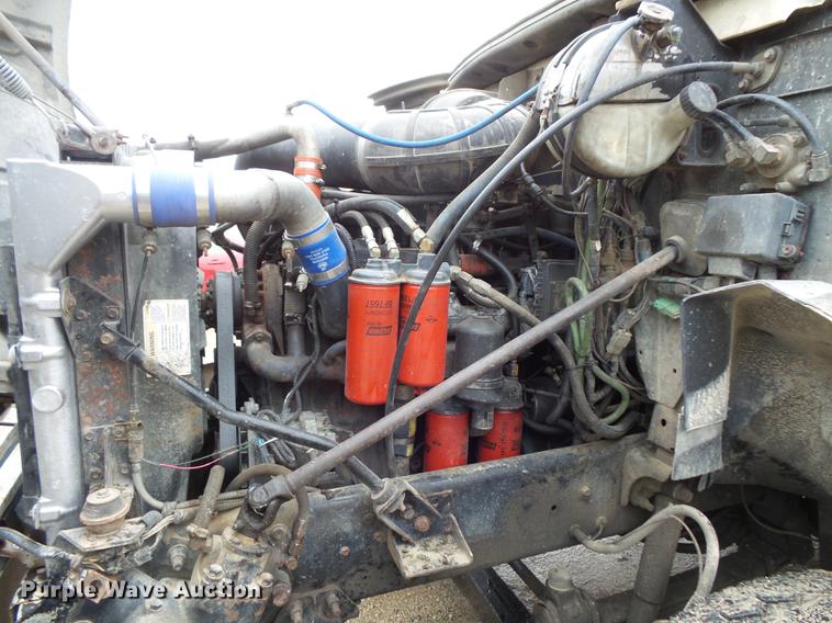 image for item DX9508 2001 Mack CX613 dump truck