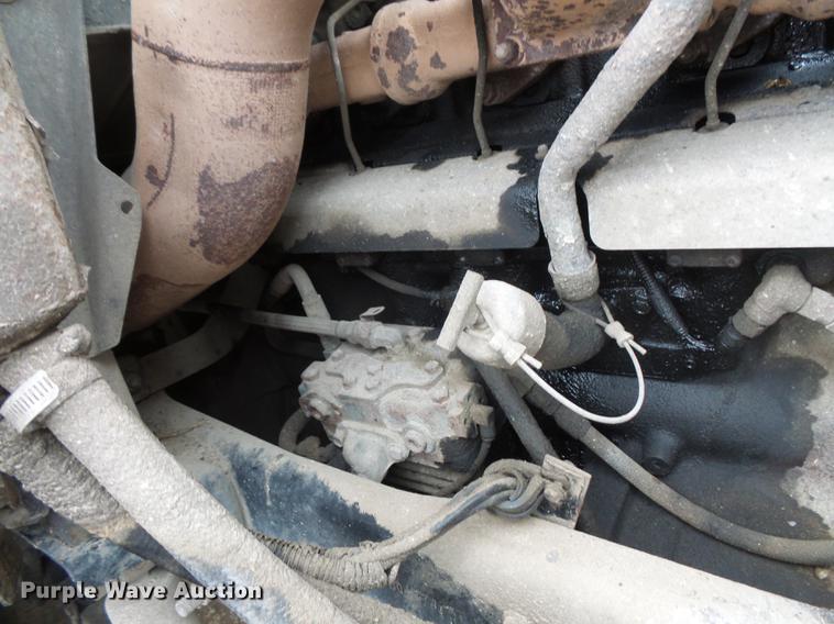 image for item DX9508 2001 Mack CX613 dump truck