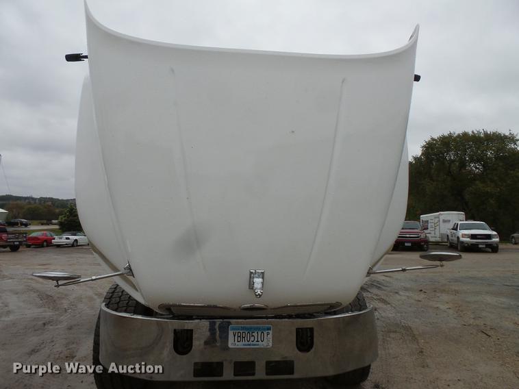 image for item DX9508 2001 Mack CX613 dump truck