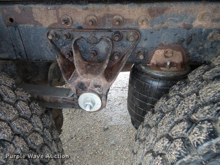 image for item DX9508 2001 Mack CX613 dump truck