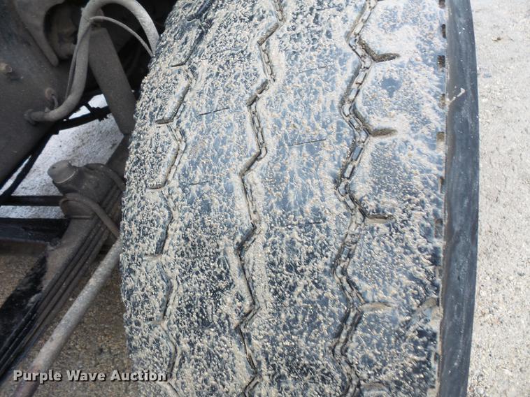 image for item DX9508 2001 Mack CX613 dump truck