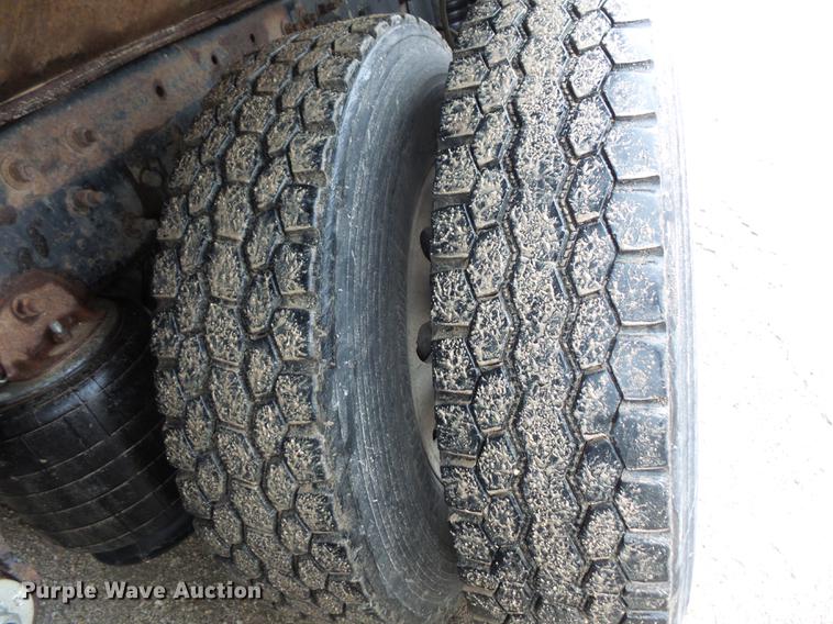 image for item DX9508 2001 Mack CX613 dump truck