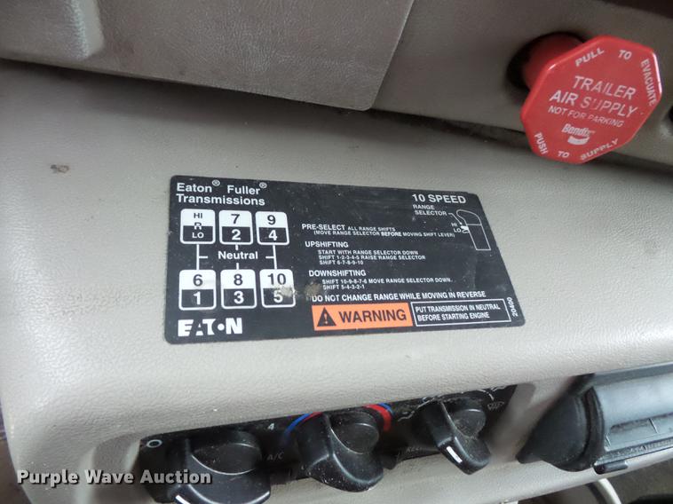 image for item DX9509 2001 Mack CX613 dump truck