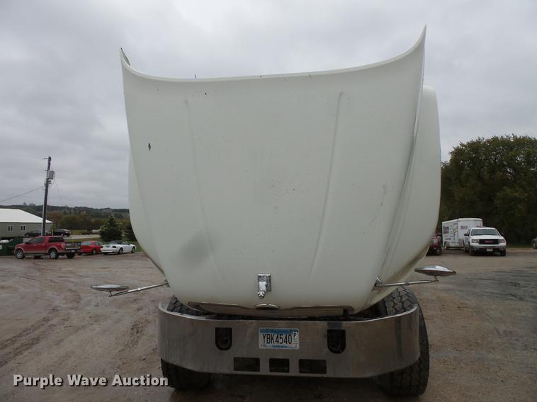 image for item DX9509 2001 Mack CX613 dump truck