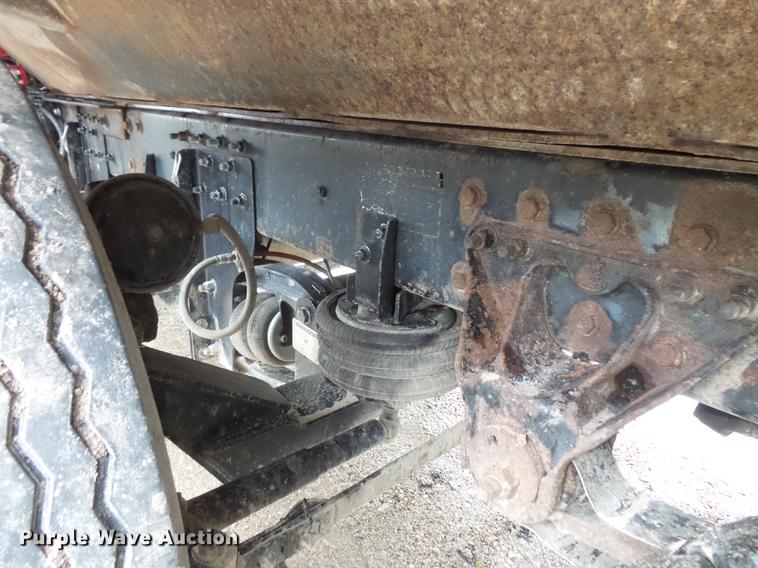 image for item DX9509 2001 Mack CX613 dump truck