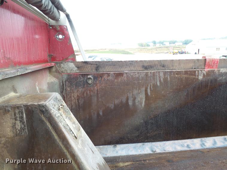 image for item DX9509 2001 Mack CX613 dump truck