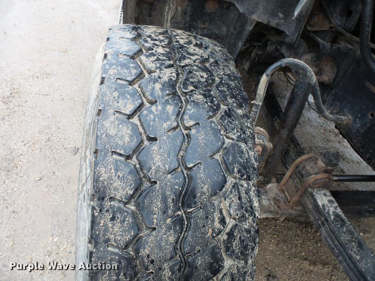 image for item DX9509 2001 Mack CX613 dump truck