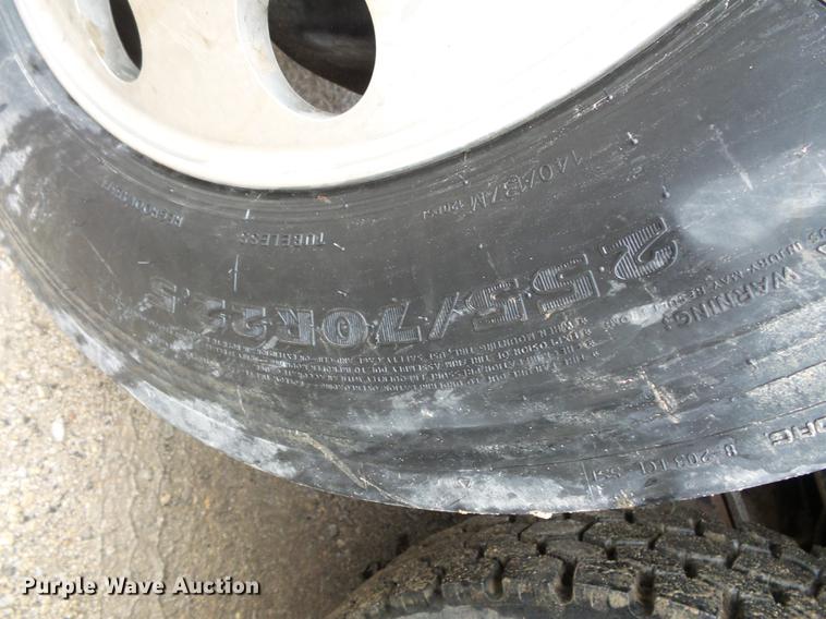 image for item DX9509 2001 Mack CX613 dump truck