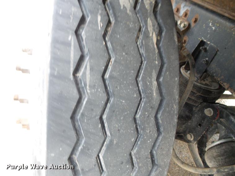 image for item DX9509 2001 Mack CX613 dump truck