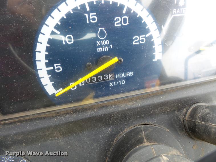 image for item DX9512 John Deere 2032R 4WD tractor